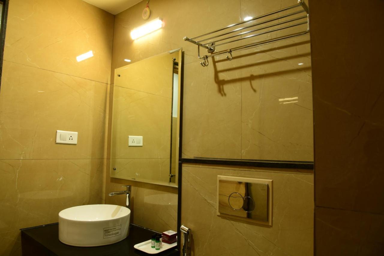 Hotel U.T.Elite Bangalore Dış mekan fotoğraf