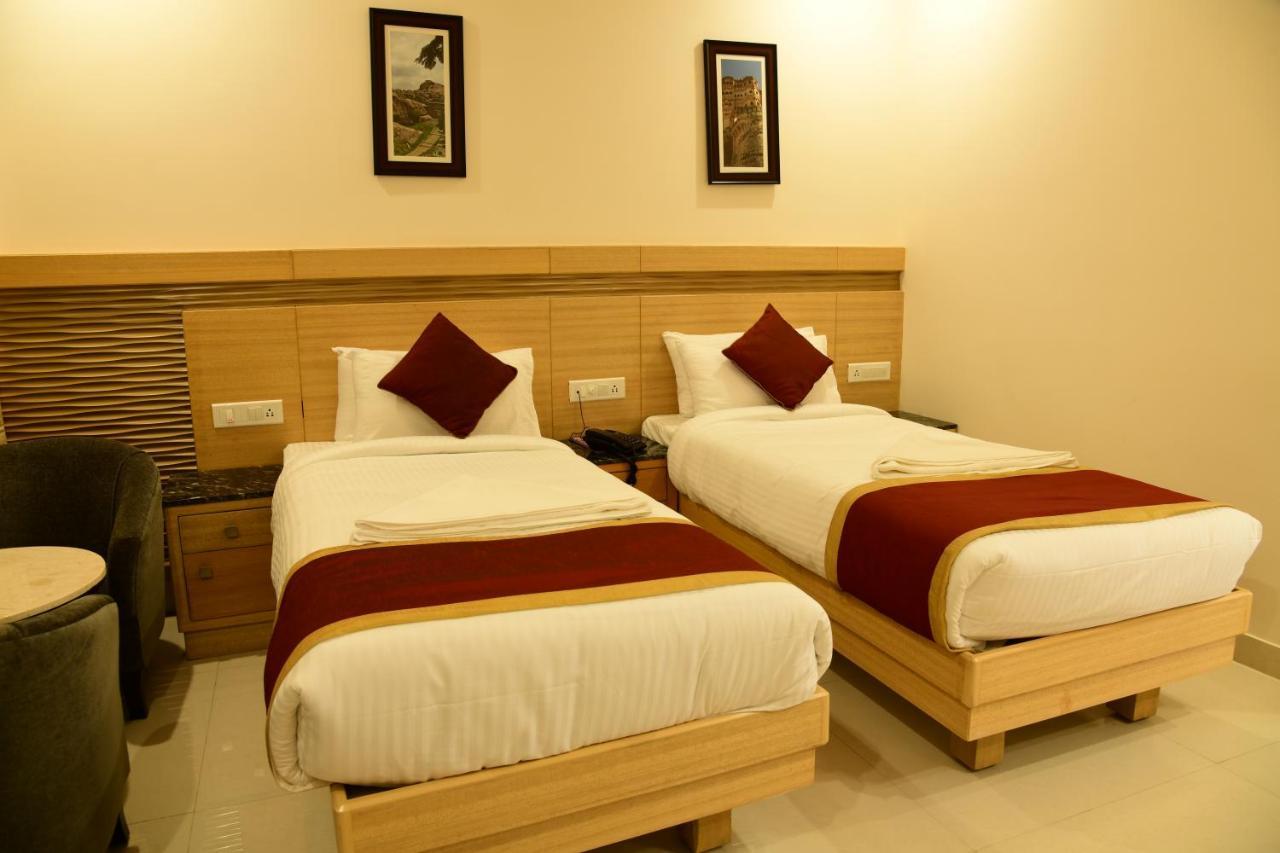 Hotel U.T.Elite Bangalore Dış mekan fotoğraf