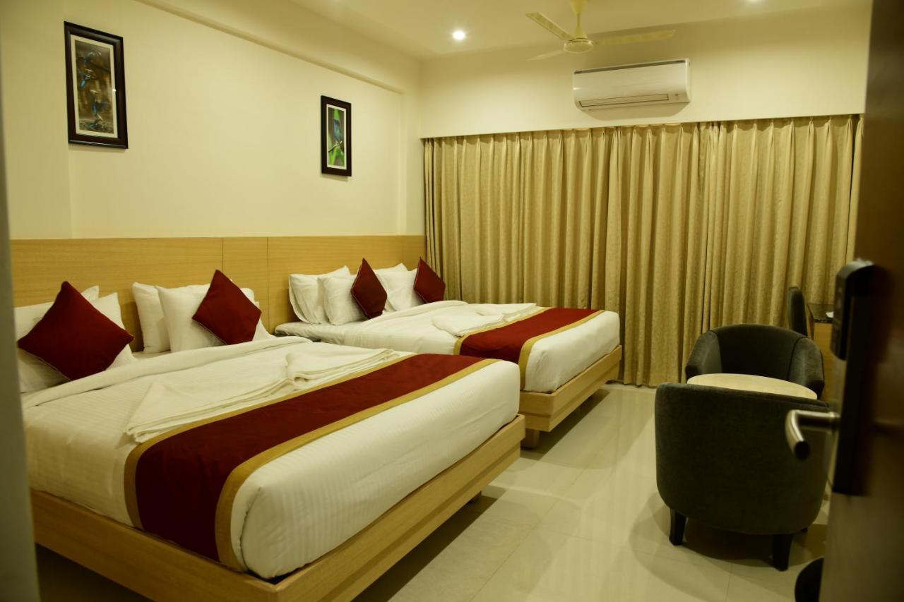 Hotel U.T.Elite Bangalore Dış mekan fotoğraf