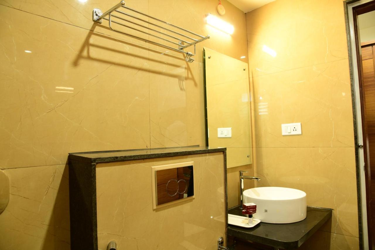 Hotel U.T.Elite Bangalore Dış mekan fotoğraf