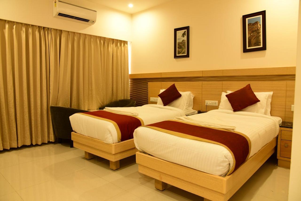 Hotel U.T.Elite Bangalore Dış mekan fotoğraf
