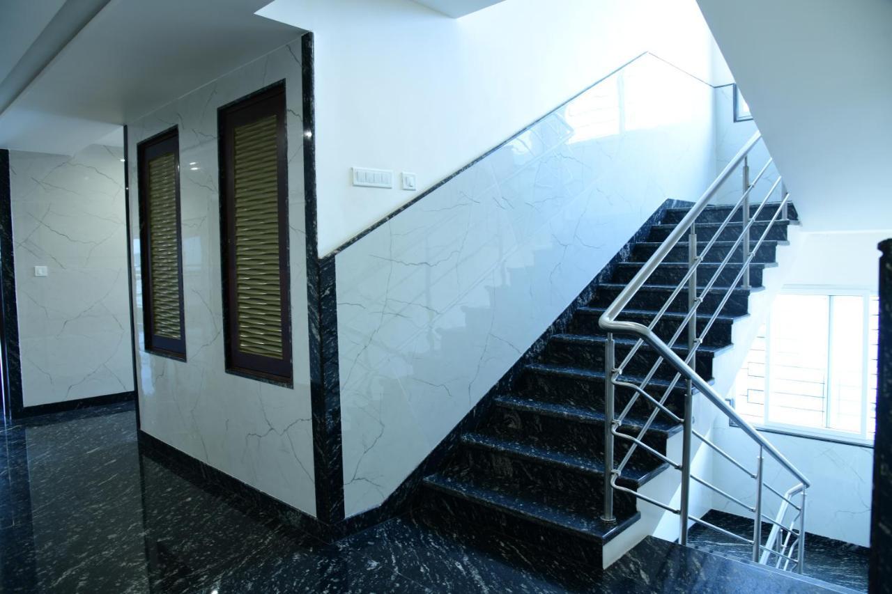 Hotel U.T.Elite Bangalore Dış mekan fotoğraf