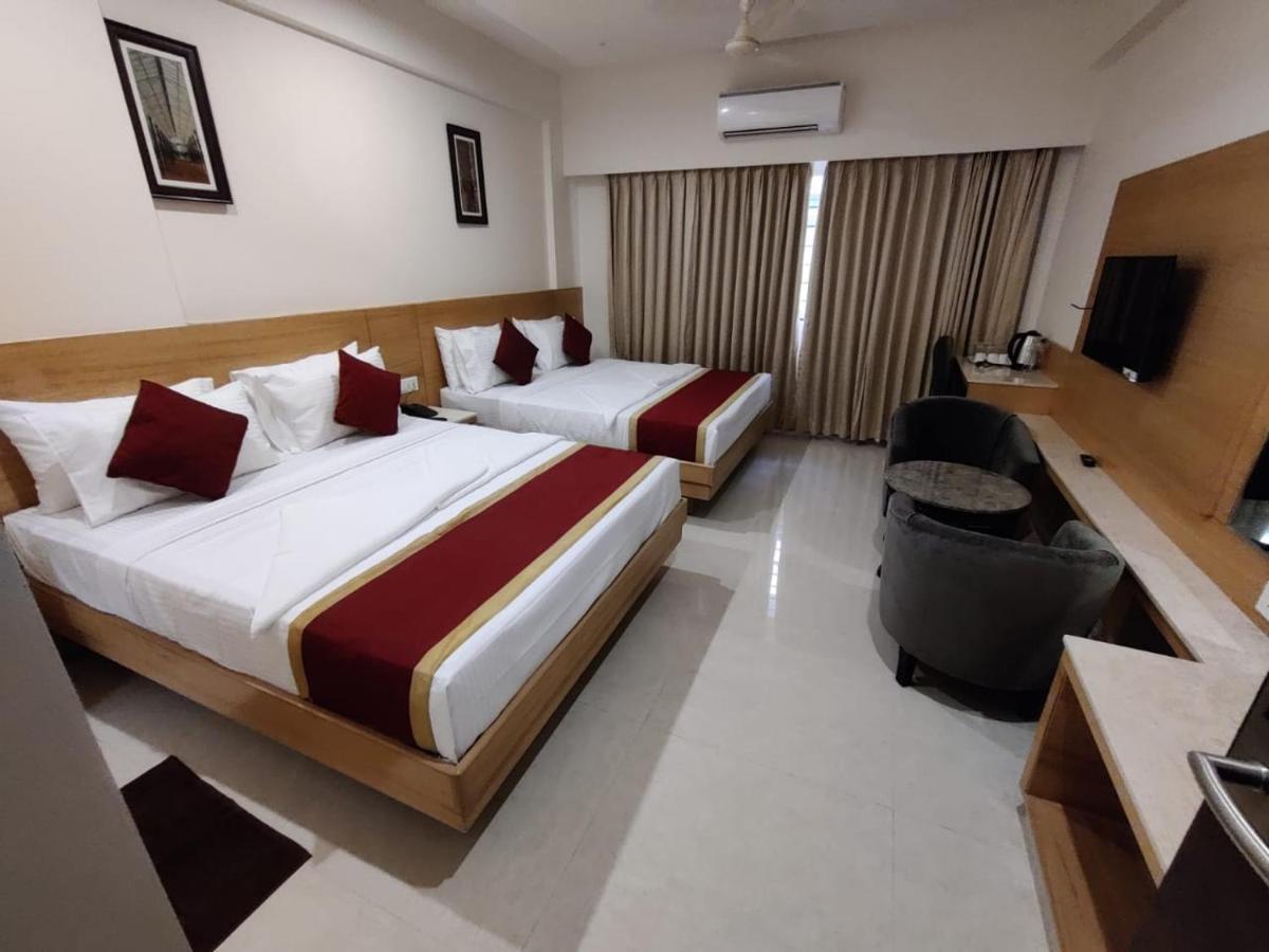 Hotel U.T.Elite Bangalore Dış mekan fotoğraf
